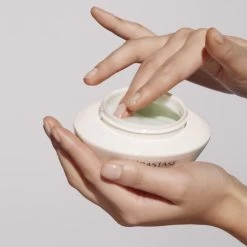 Masque Hydratant Spécifique Kérastase 200ML -Kérastase.fr masque hydratant specifique kerastase 250ml 4